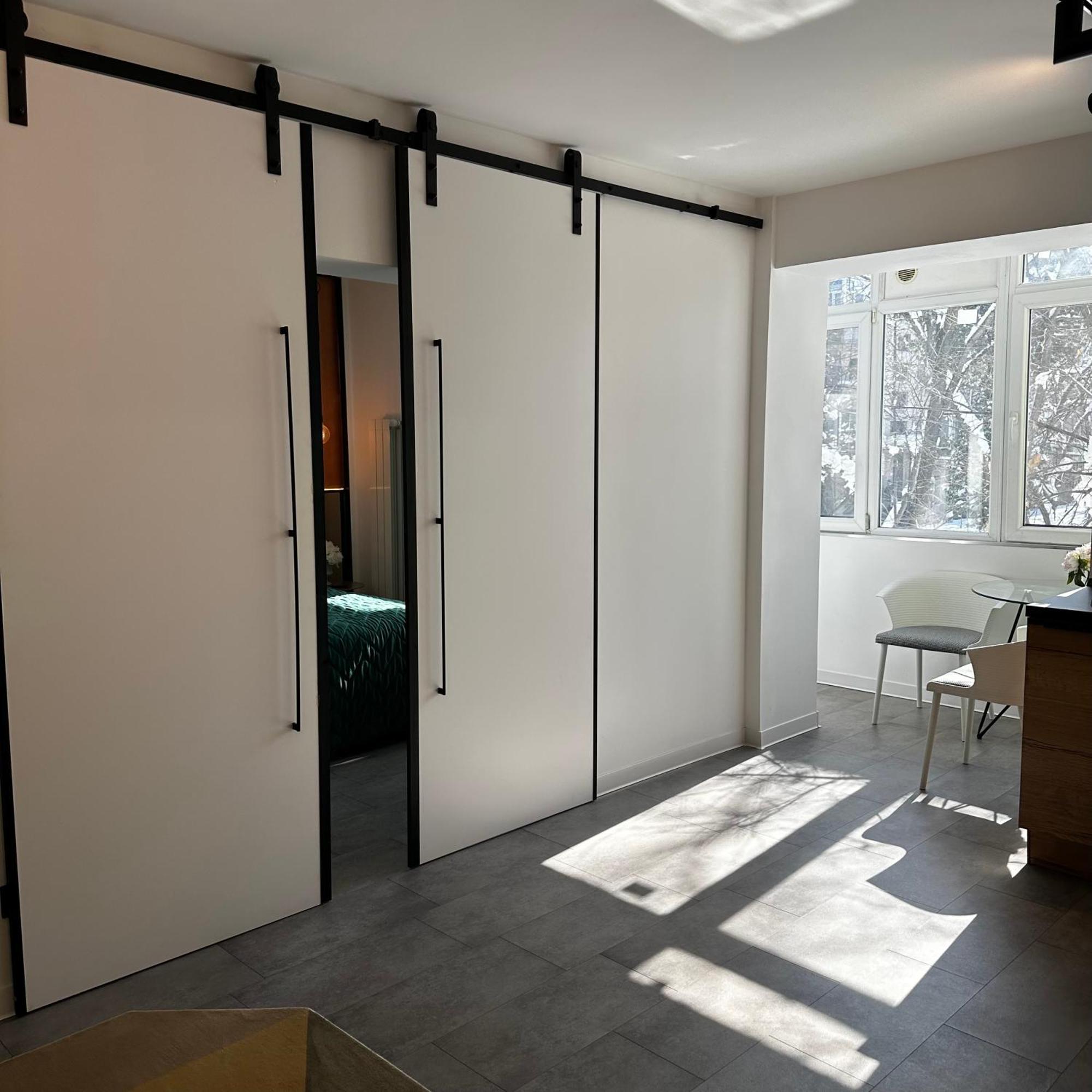Start 3 Apartment
